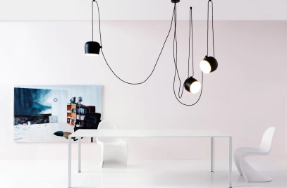 Aim pendant lamp by Flos offering flexibility in positioning